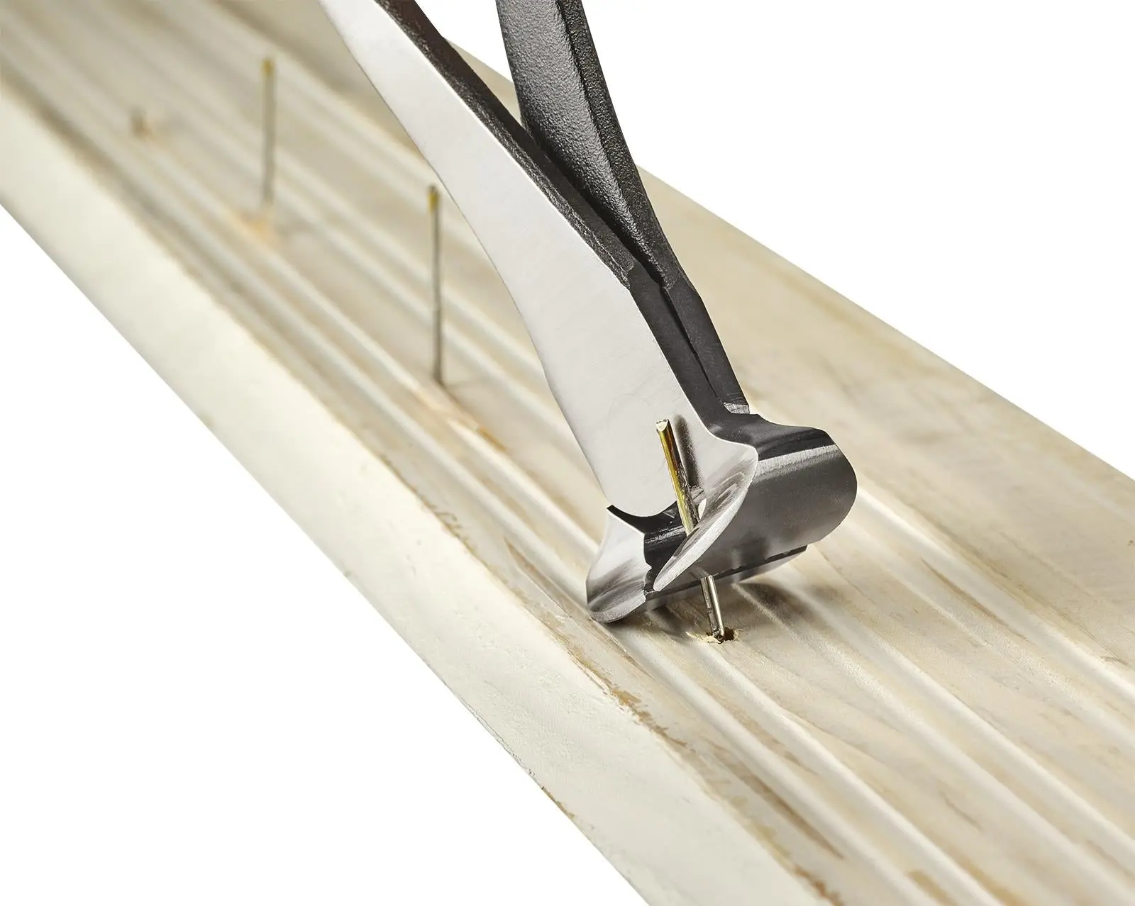 Milwaukee Nipping Pliers 180mm - Image 6
