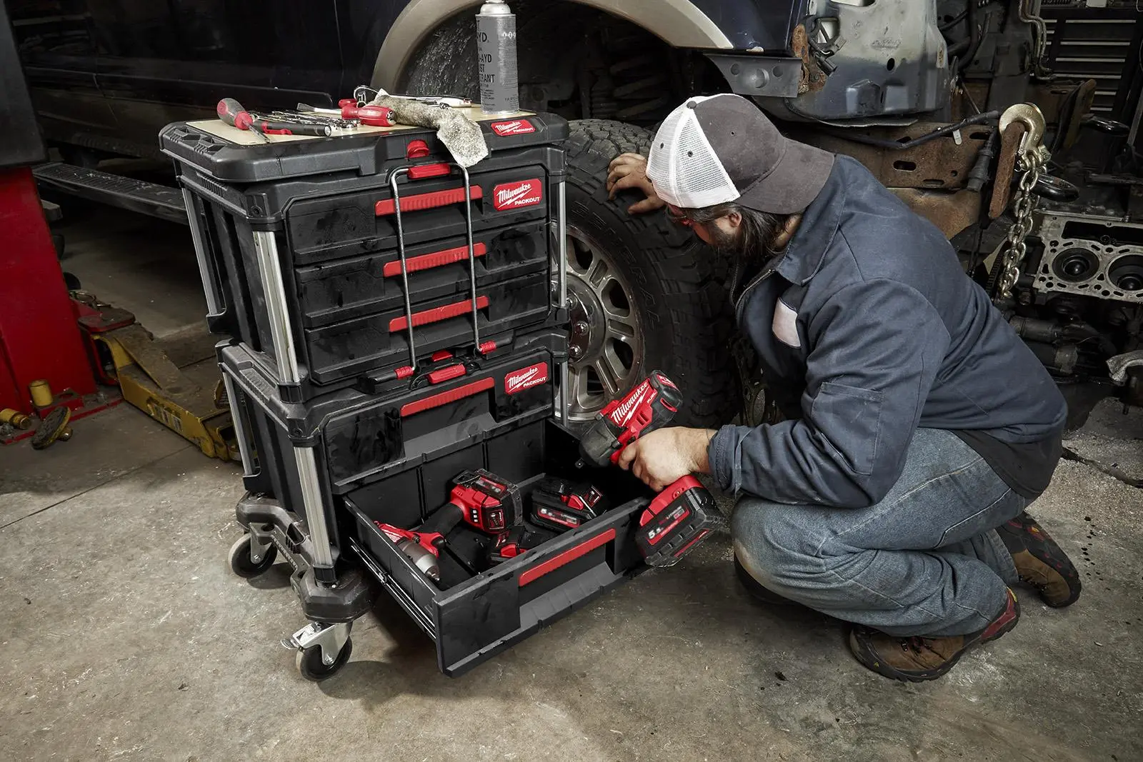 Milwaukee PACKOUT Transportation Kit Rolling Drawer Bundle - Image 3