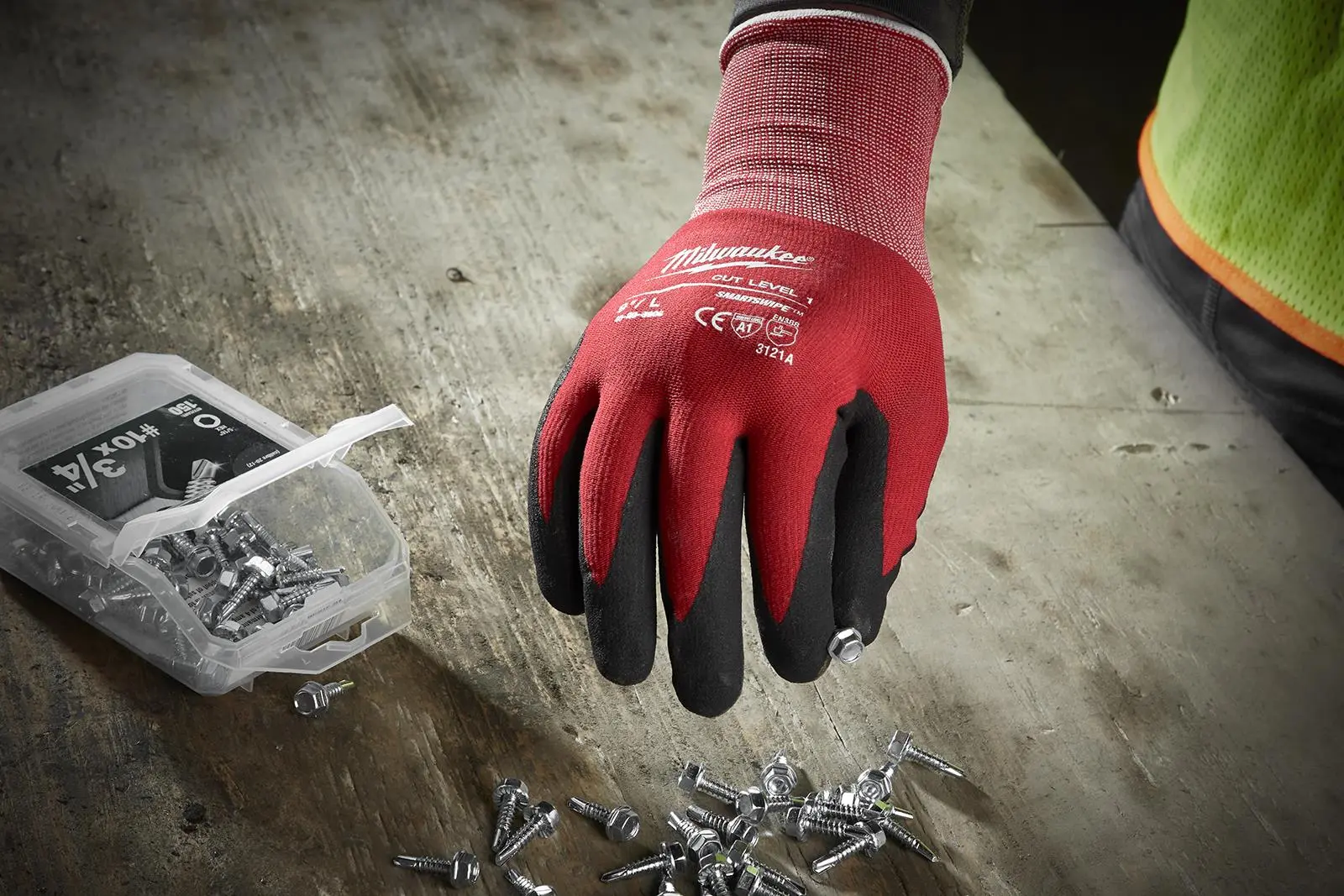 Milwaukee Safety Gloves Cut Level 1/A Dipped Glove Size 9 / L Large - Image 4
