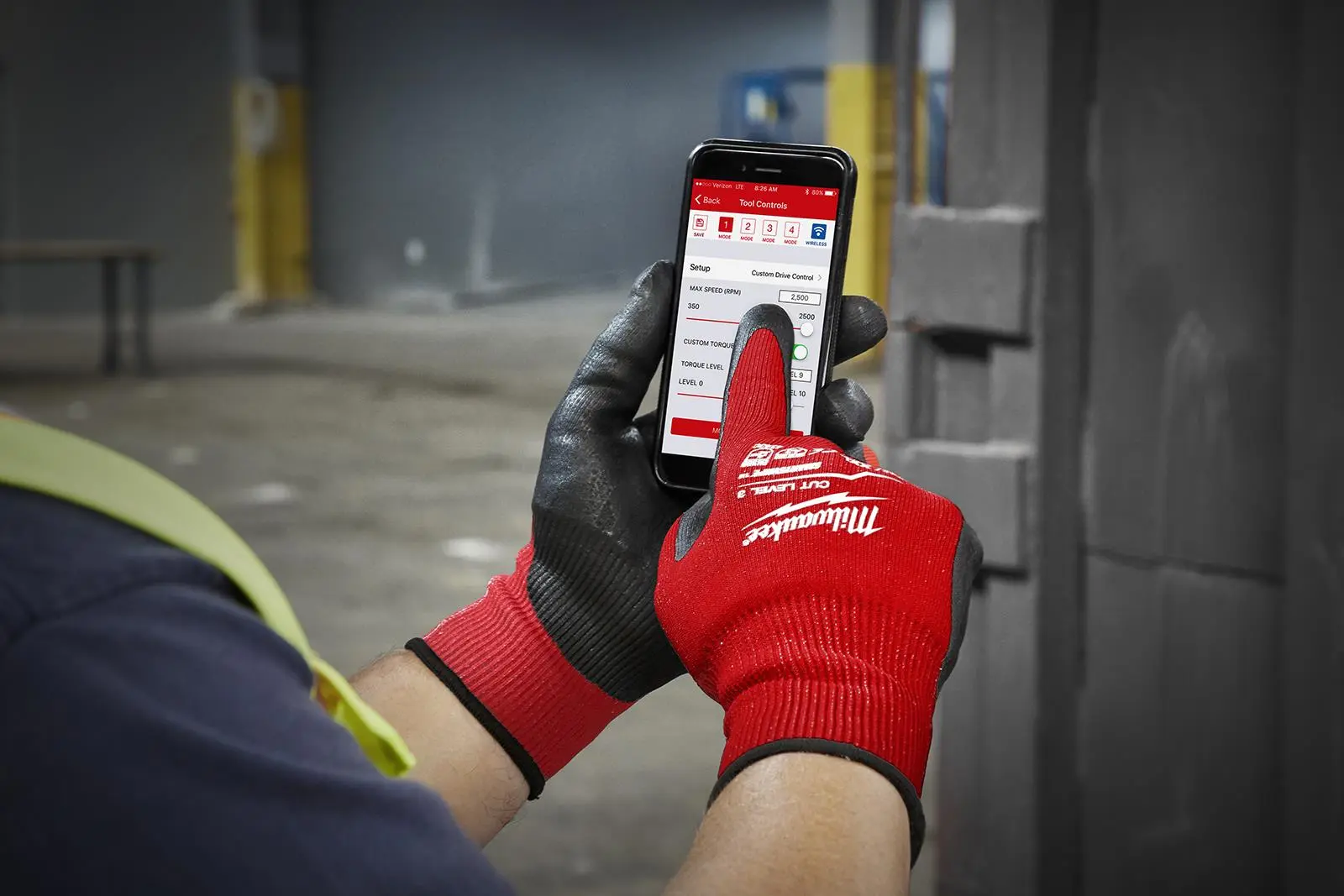 Milwaukee Safety Gloves Cut Level 3/C Dipped Glove Size 10 / XL Extra Large - Image 4