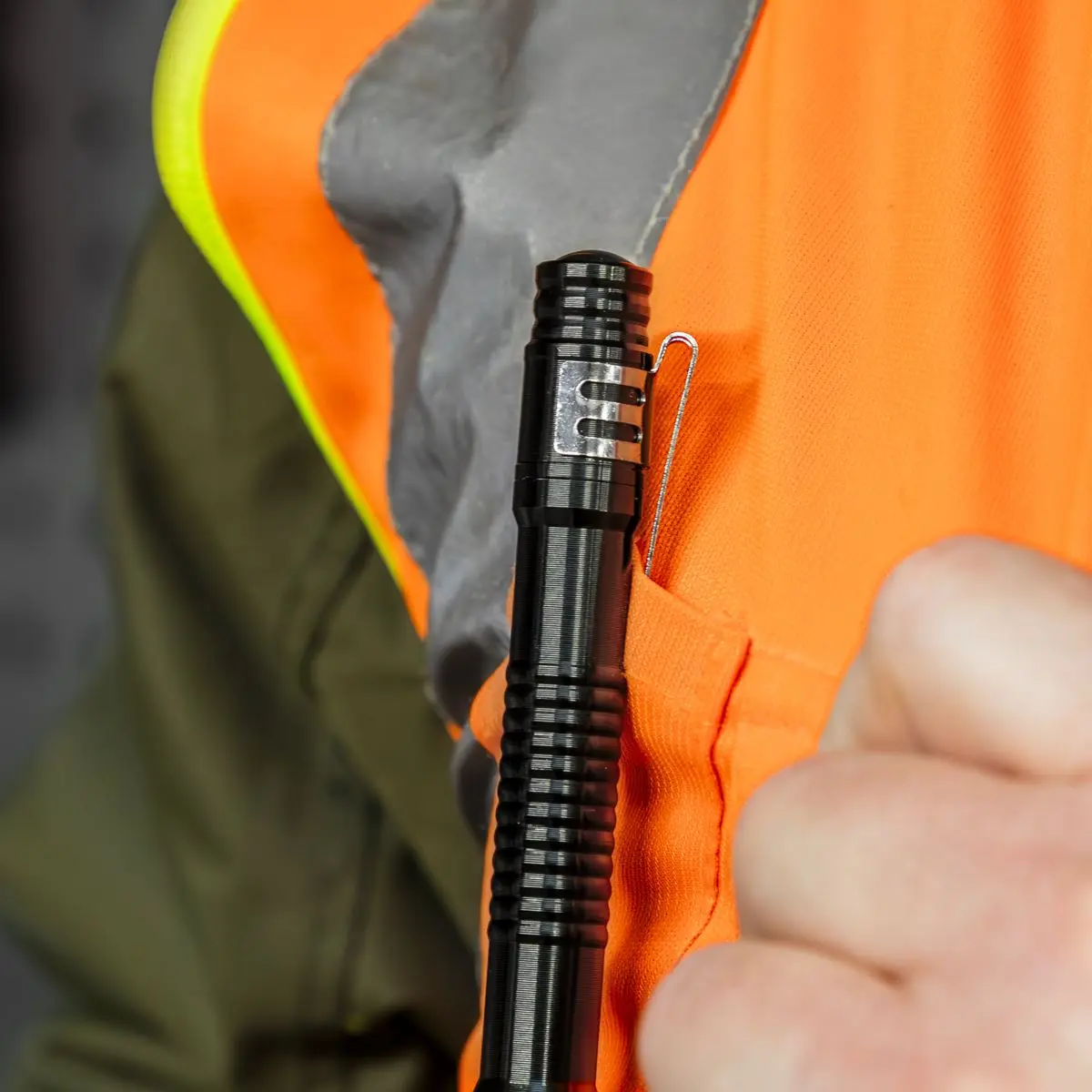 Sealey 0.5w LED Aluminium Pen Light Powerful Pocket-Sized Bright 50 Lumens - Image 3