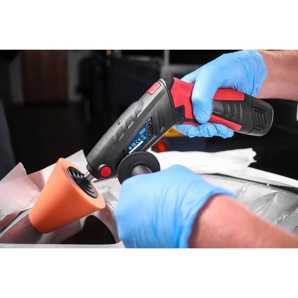 Sealey Cordless Mini Sander Polisher Kit 75mm 12V Lithium-ion - Image 4