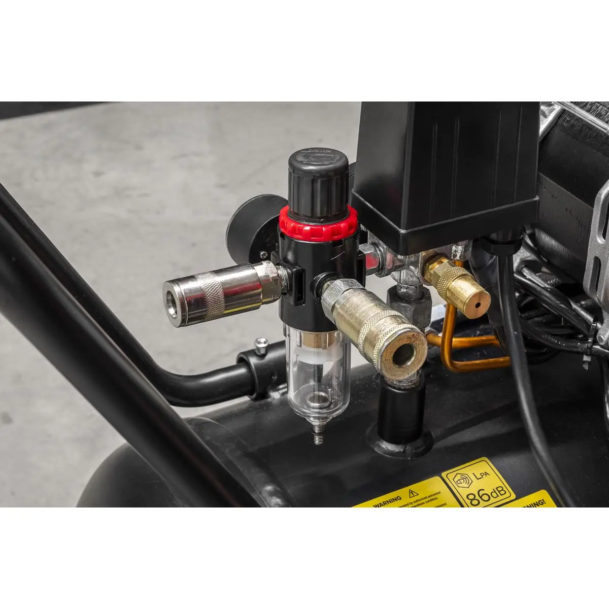 Sealey 100L Oil Free Low Noise Direct Drive Air Compressor 2 x 2hp - Image 3
