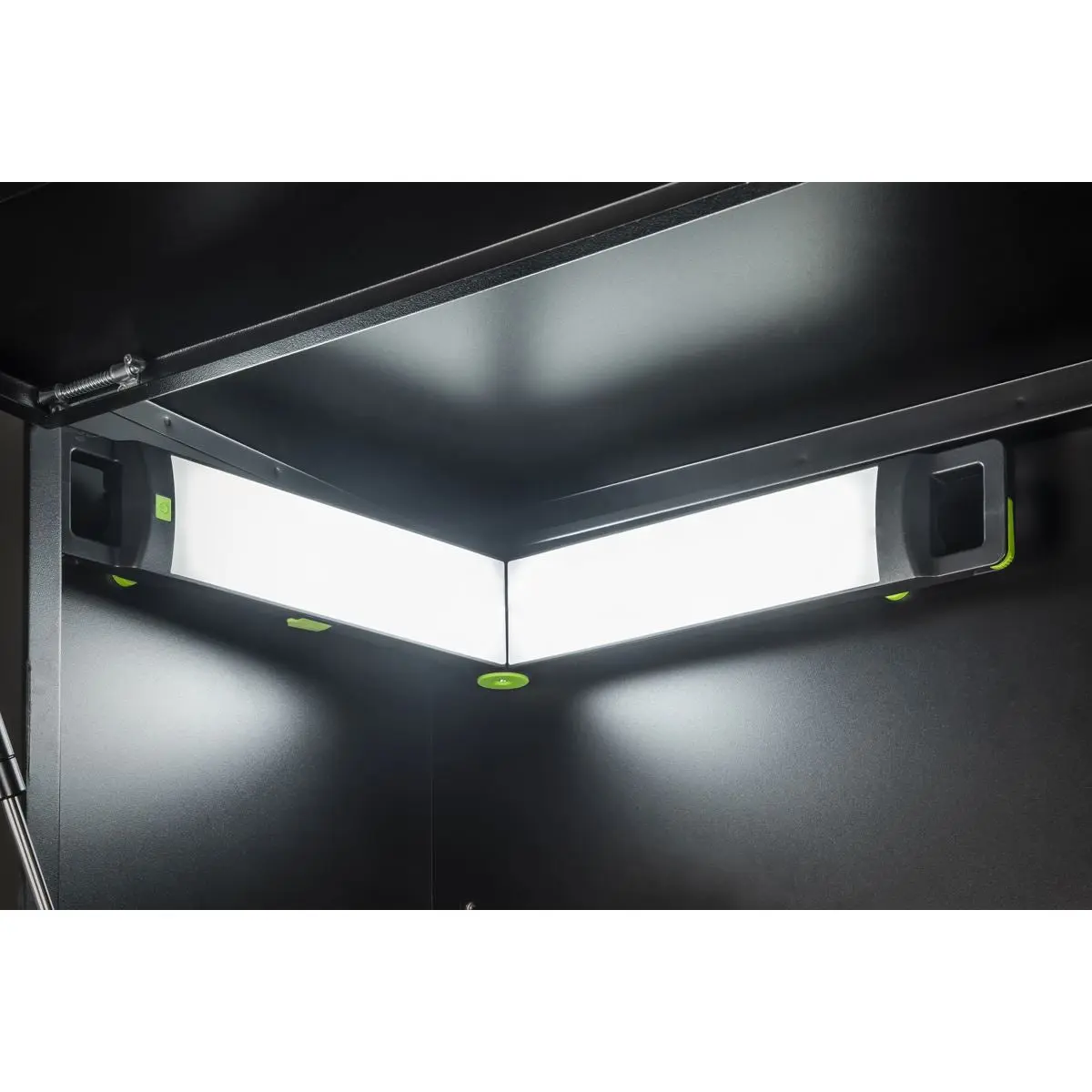 Sealey 10W SMD LED 3-in-1 Folding Floodlight - Image 14