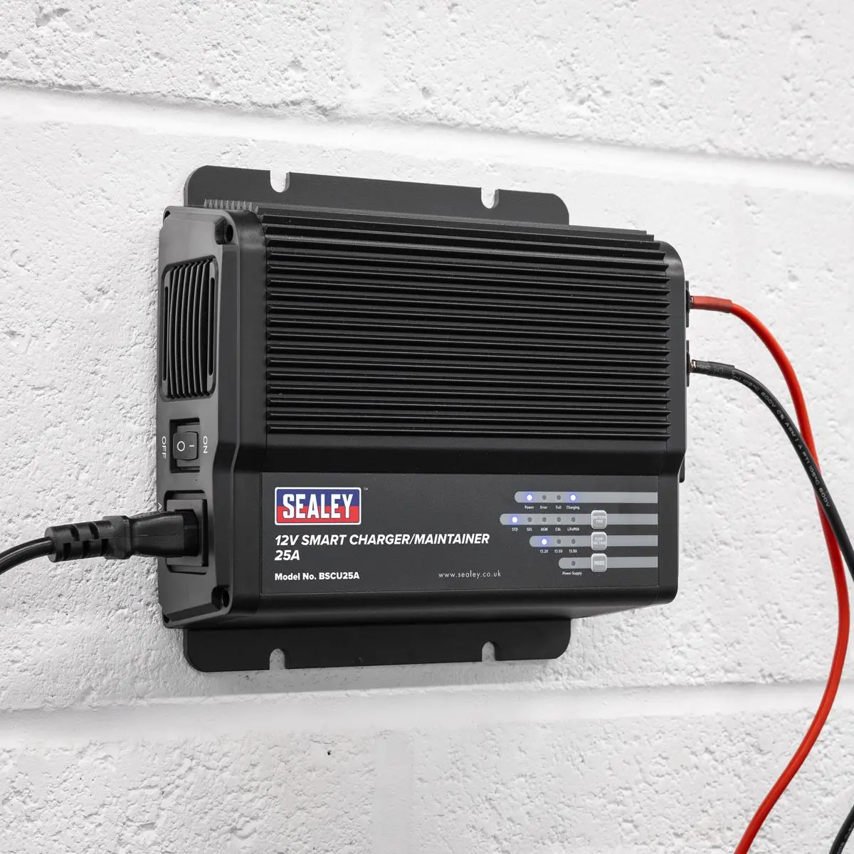 Sealey 12V Smart Charger/Maintainer 25A - Image 10