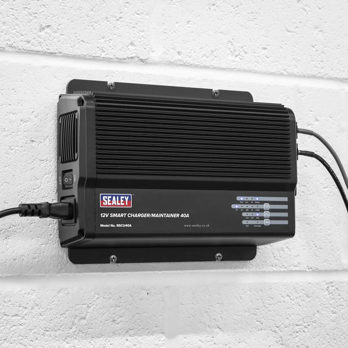 Sealey 12V Battery Smart Charger/Maintainer 40A - Image 6