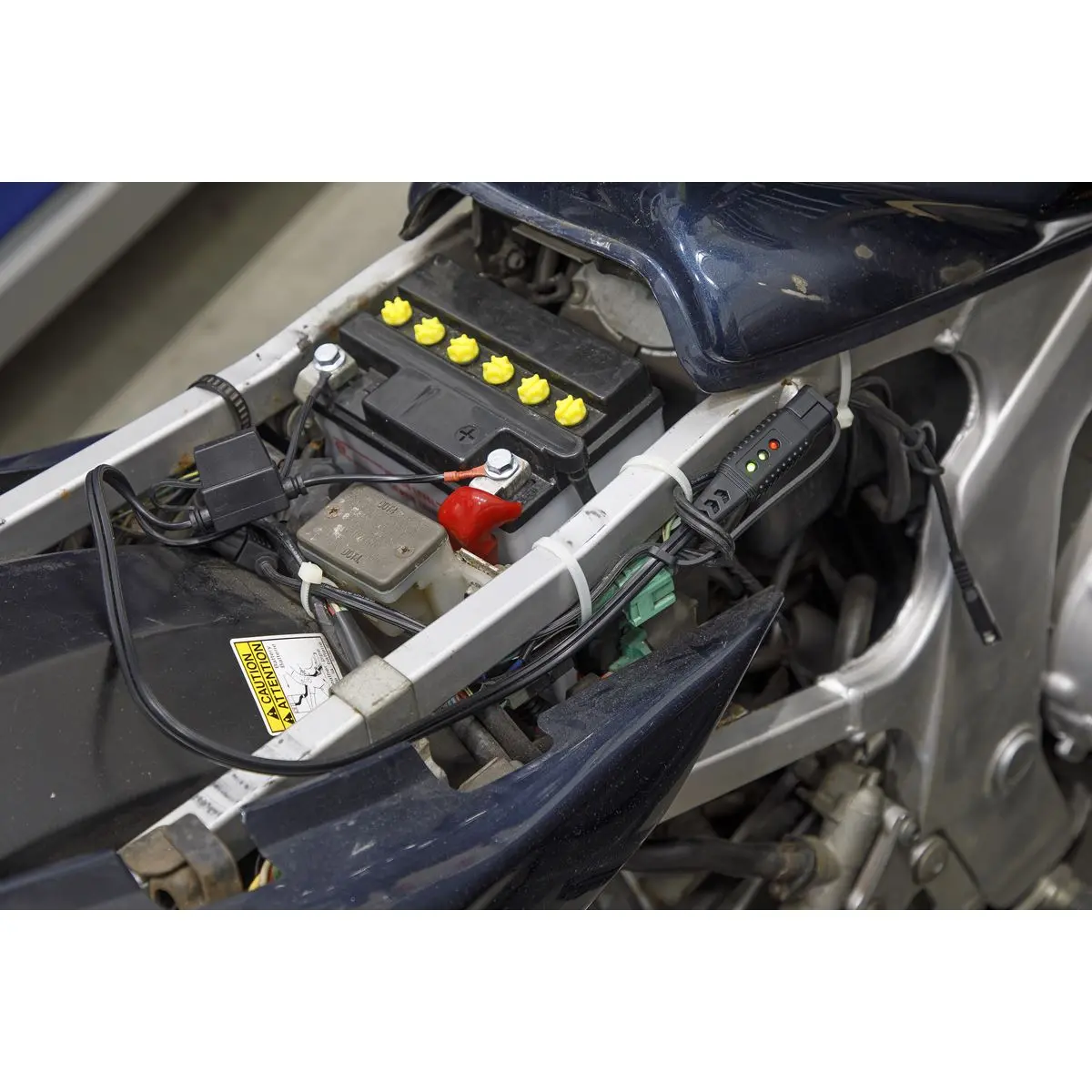 Sealey 12V Ring Terminal Battery Indicator Cable - Image 2