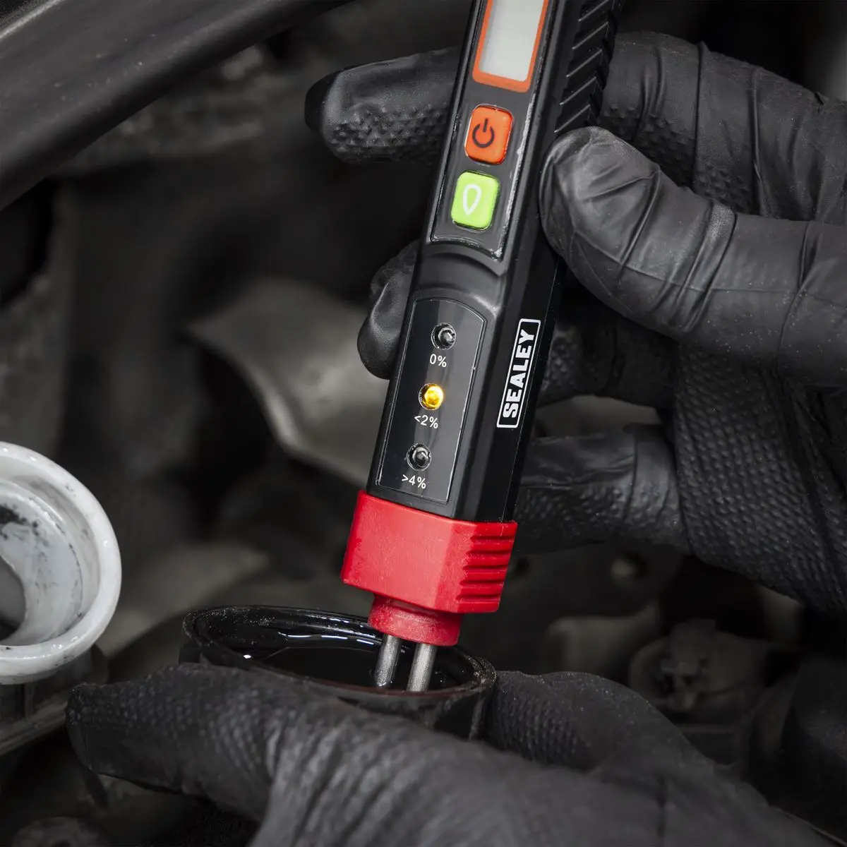 Sealey 2-In-1 Brake Fluid Tester & Tyre Pressure Gauge - Image 4