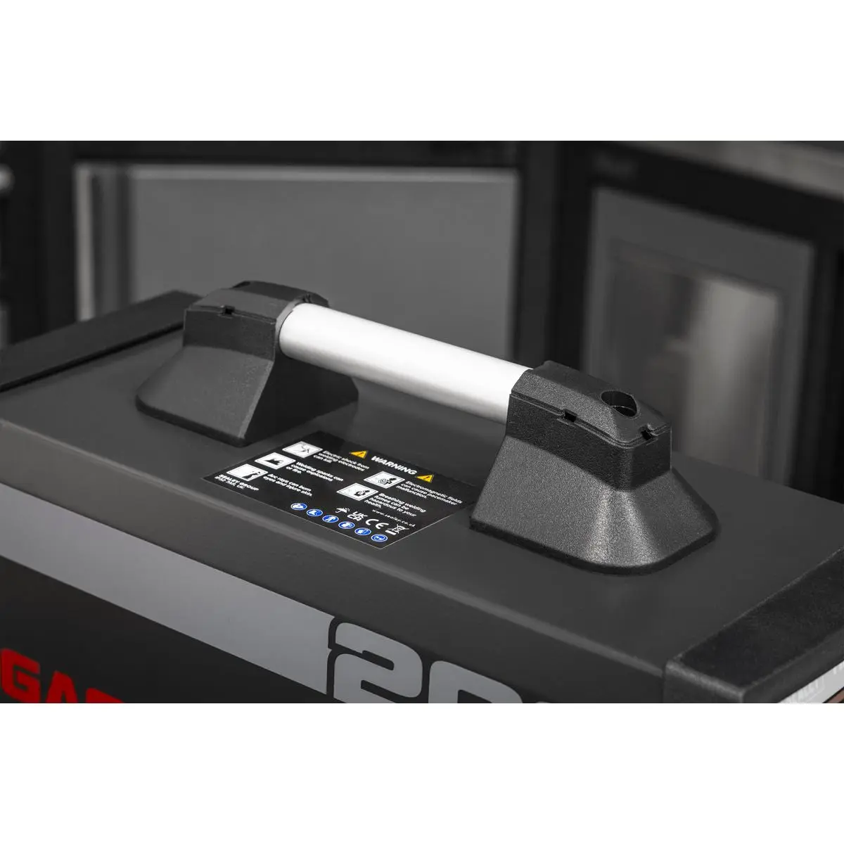 Sealey 200A TIG/MMA AC/DC Pulse Inverter Welder 230V - Image 3