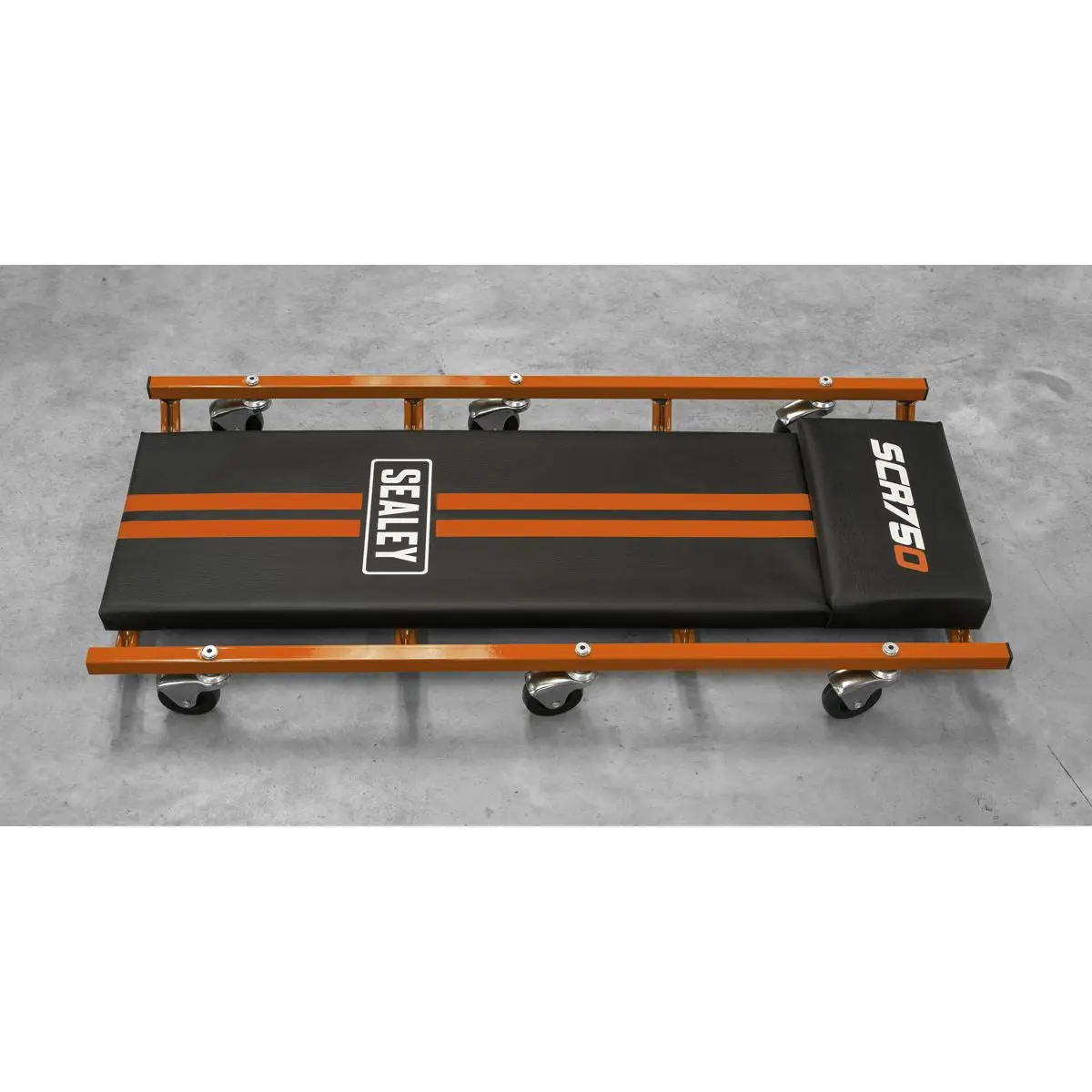 Sealey American-Style Deluxe Creeper 36" with Steel Frame & 6 Wheels - Orange - Image 4