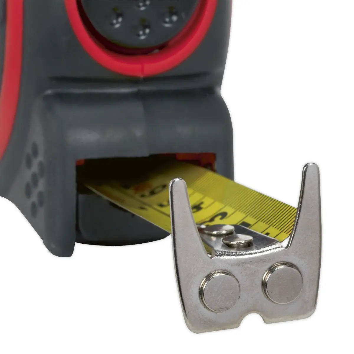 Sealey 5m or 8m Heavy Duty Tape Measure Rubber Body - Image 5