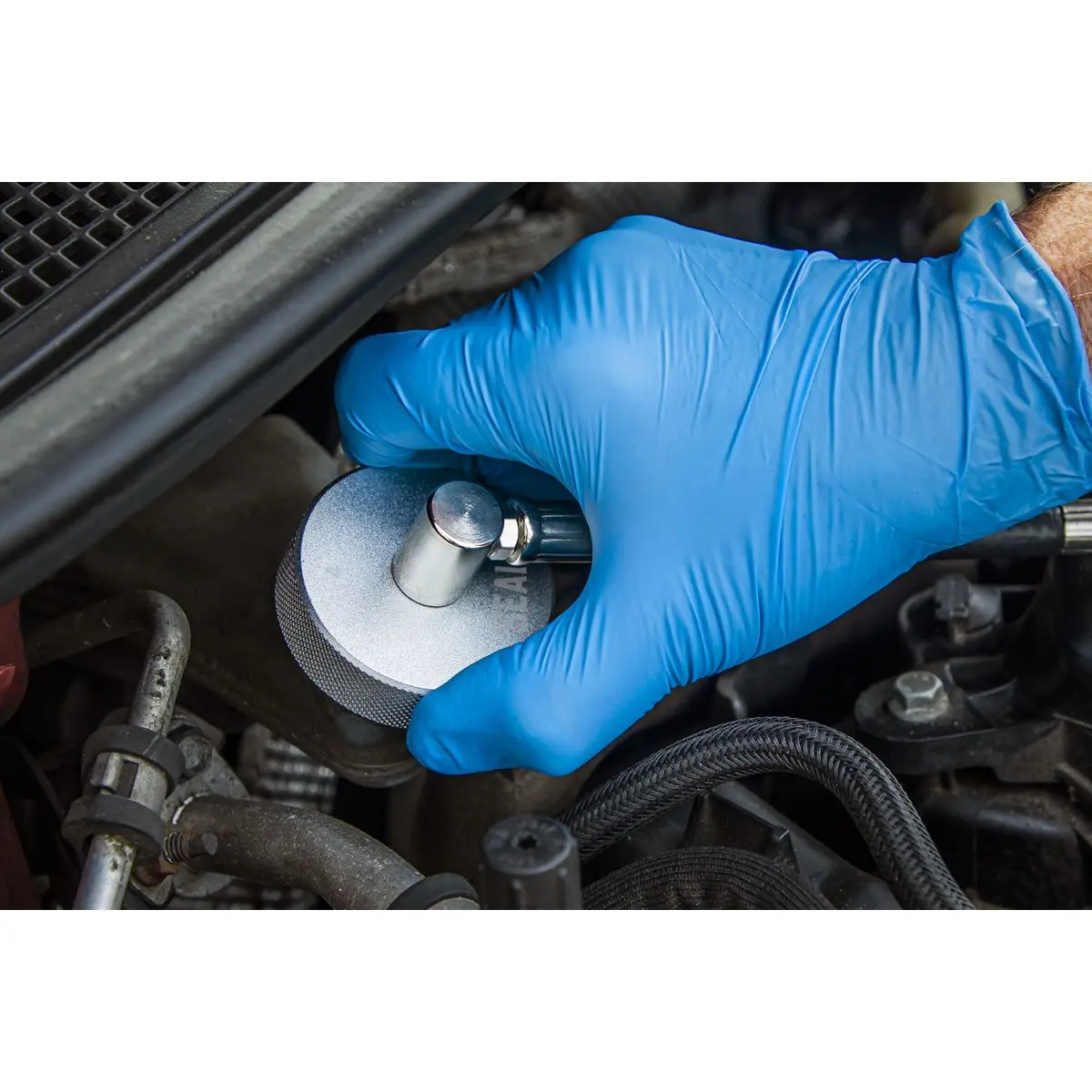 Sealey 7pc Brake & Clutch Pressure Bleeder Cap Set - Image 9