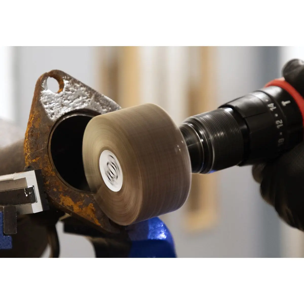 Sealey Abrasive Flap Wheel Ø80 x 40mm 40Grit Ø6mm Shaft - Pack of 5 - Image 2