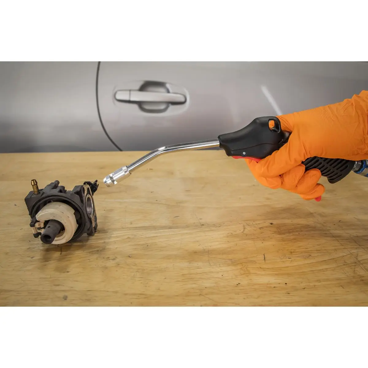 Sealey Air Blow Gun 100mm with 1/4"BSP Air Inlet & Safety Nozzle - Image 3