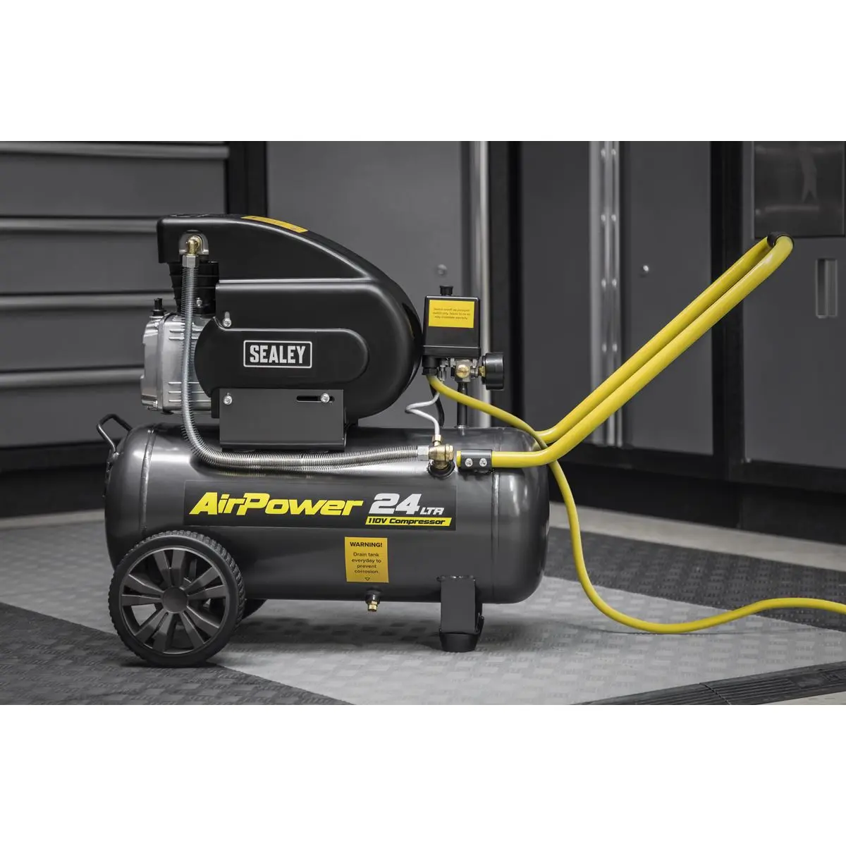 Sealey 24L Direct Drive Air Compressor 2hp 110V - Image 9