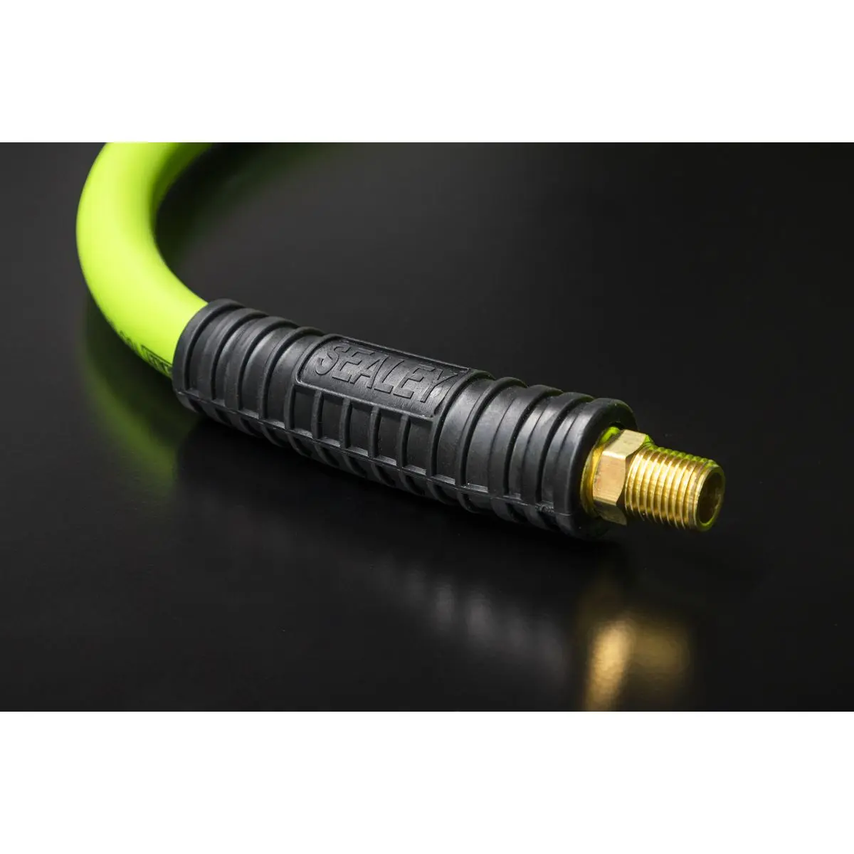 Sealey Air Hose 10m x Ø8mm Hybrid High-Visibility with 1/4"BSP Unions - Image 4