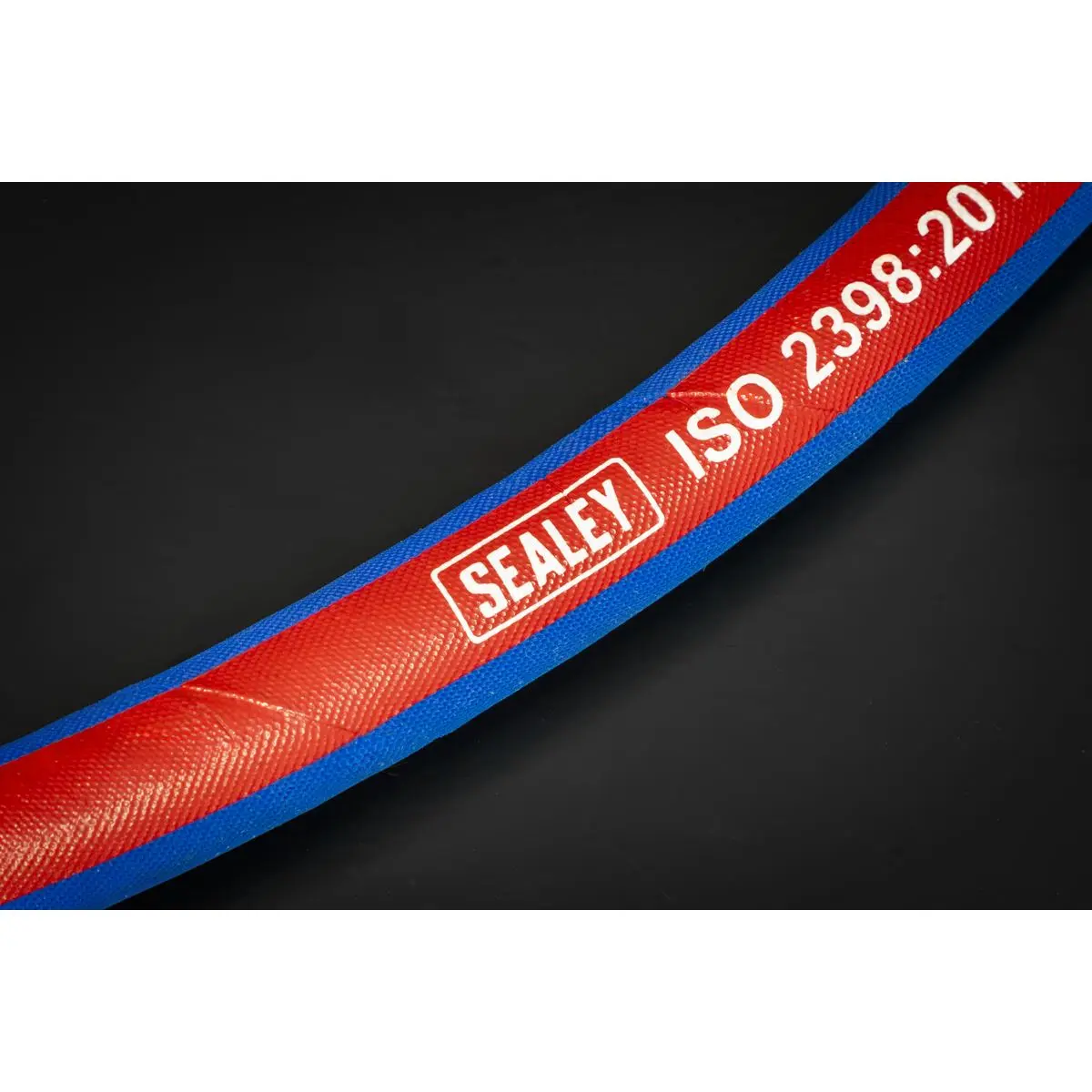 Sealey Air Hose 10m x Ø8mm with 1/4"BSP Unions Extra-Heavy-Duty - Image 7