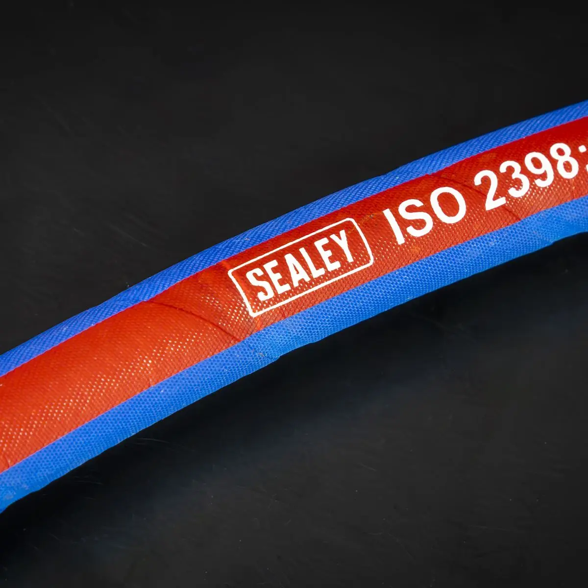 Sealey Air Hose 20m x Ø10mm with 1/4"BSP Unions Extra-Heavy-Duty - Image 7