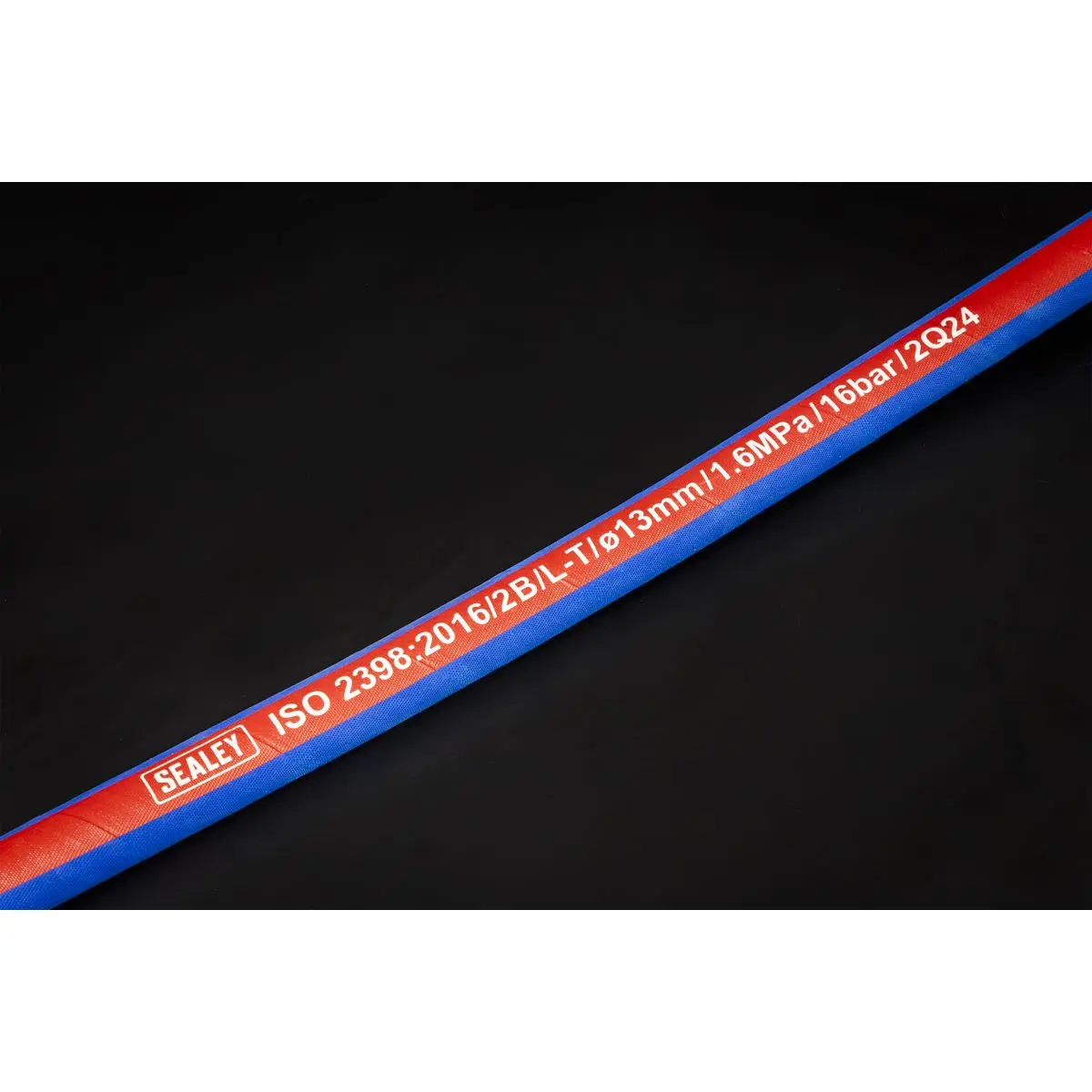 Sealey Air Hose 5m x Ø13mm with 1/2"BSP Unions Extra-Heavy-Duty - Image 4
