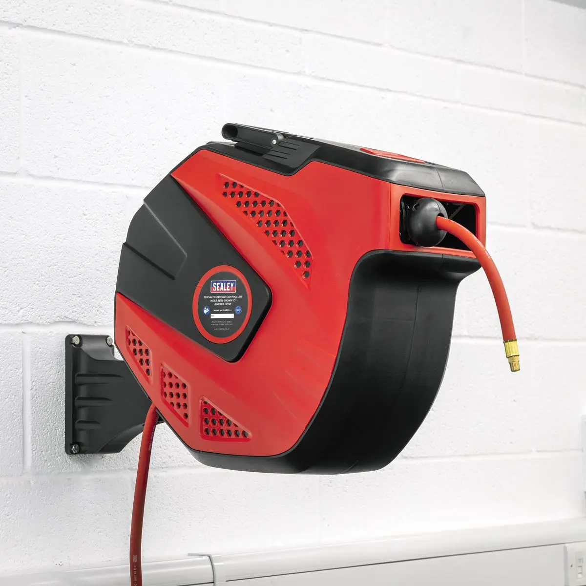 Sealey Air Hose Reel Auto-Rewind Control 15m Ø10mm ID - Rubber Hose - Image 7