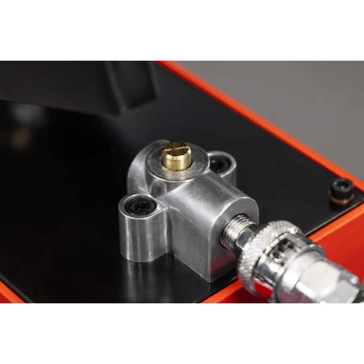 Sealey Air Hydraulic Foot Pump 10,000psi - Image 10