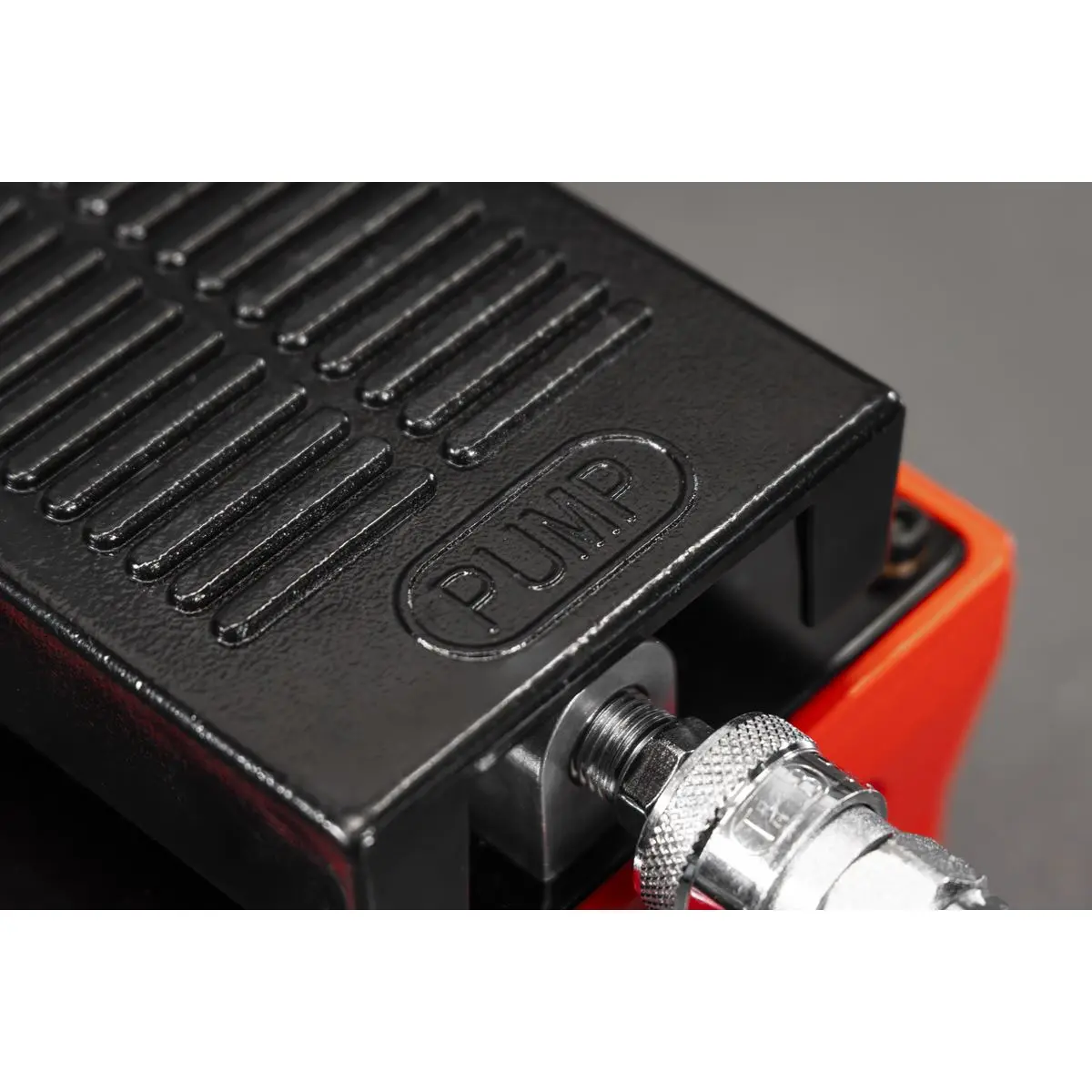 Sealey Air Hydraulic Foot Pump 10,000psi - Image 8