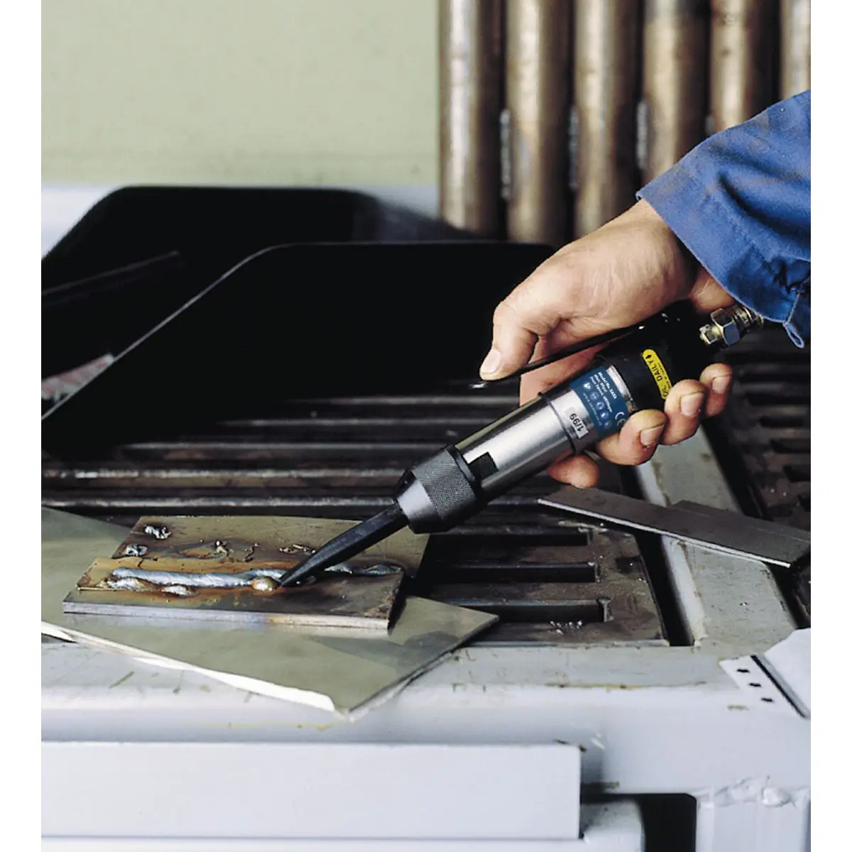 Sealey Air Needle Scaler/Flux Chipper 32mm Stroke - Image 2