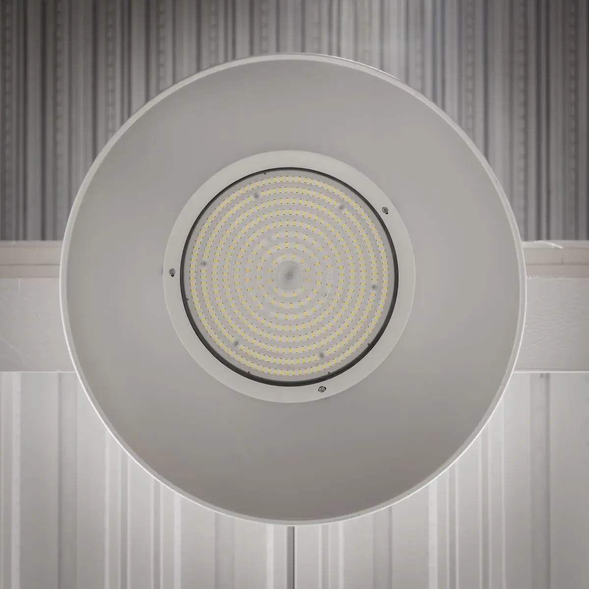 Sealey Aluminium Reflector for LED200HB - Image 5