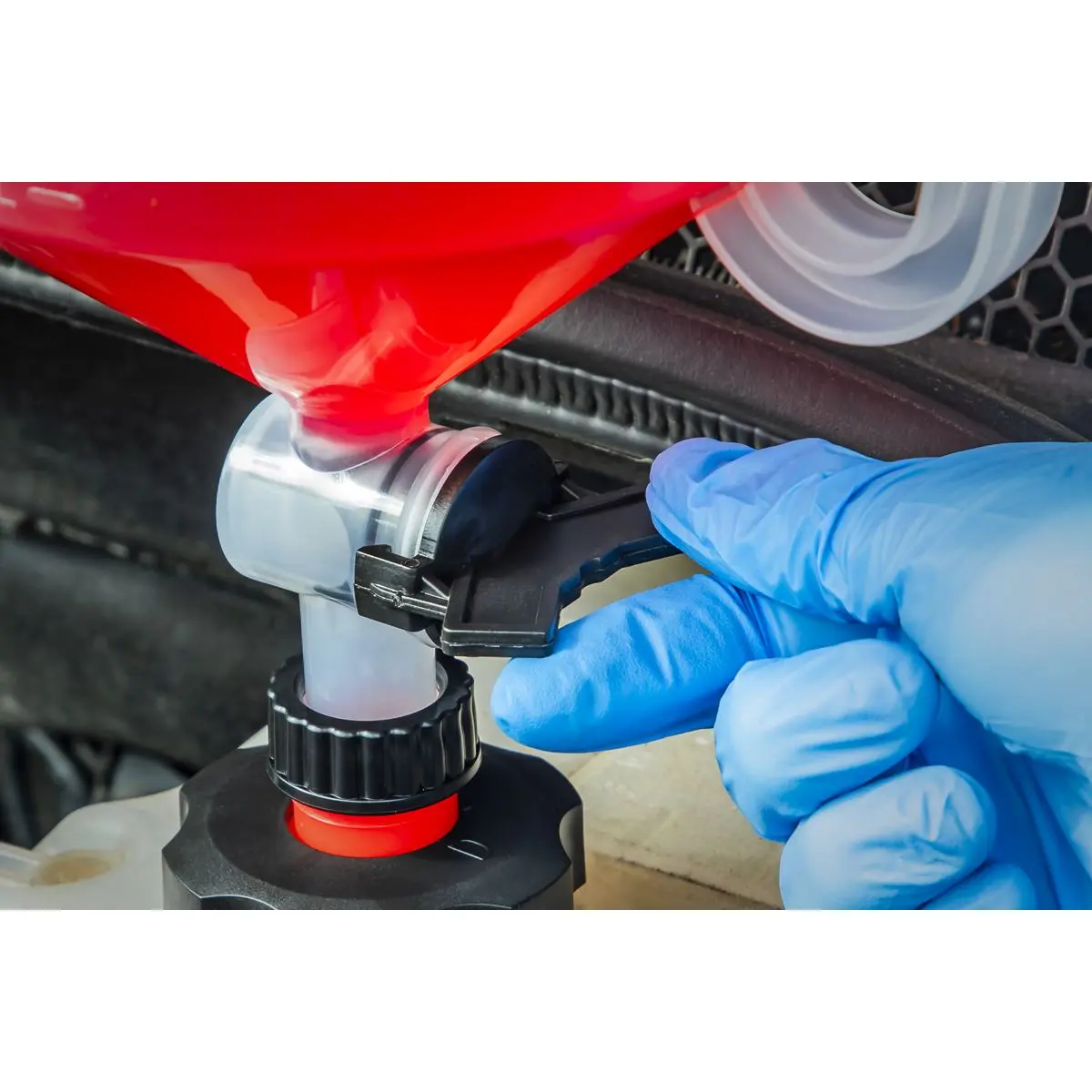 Sealey Automotive Coolant Filling Set Non-Spill 15pc - Image 3