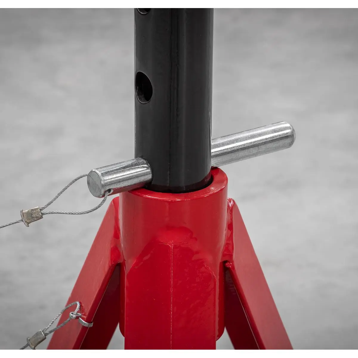 Sealey Axle Stands (Pair) 5 Tonne Capacity per Stand - Image 3