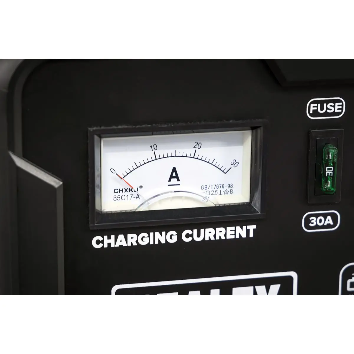 Sealey Battery Charger 19A 12V/24V 230V - Image 7