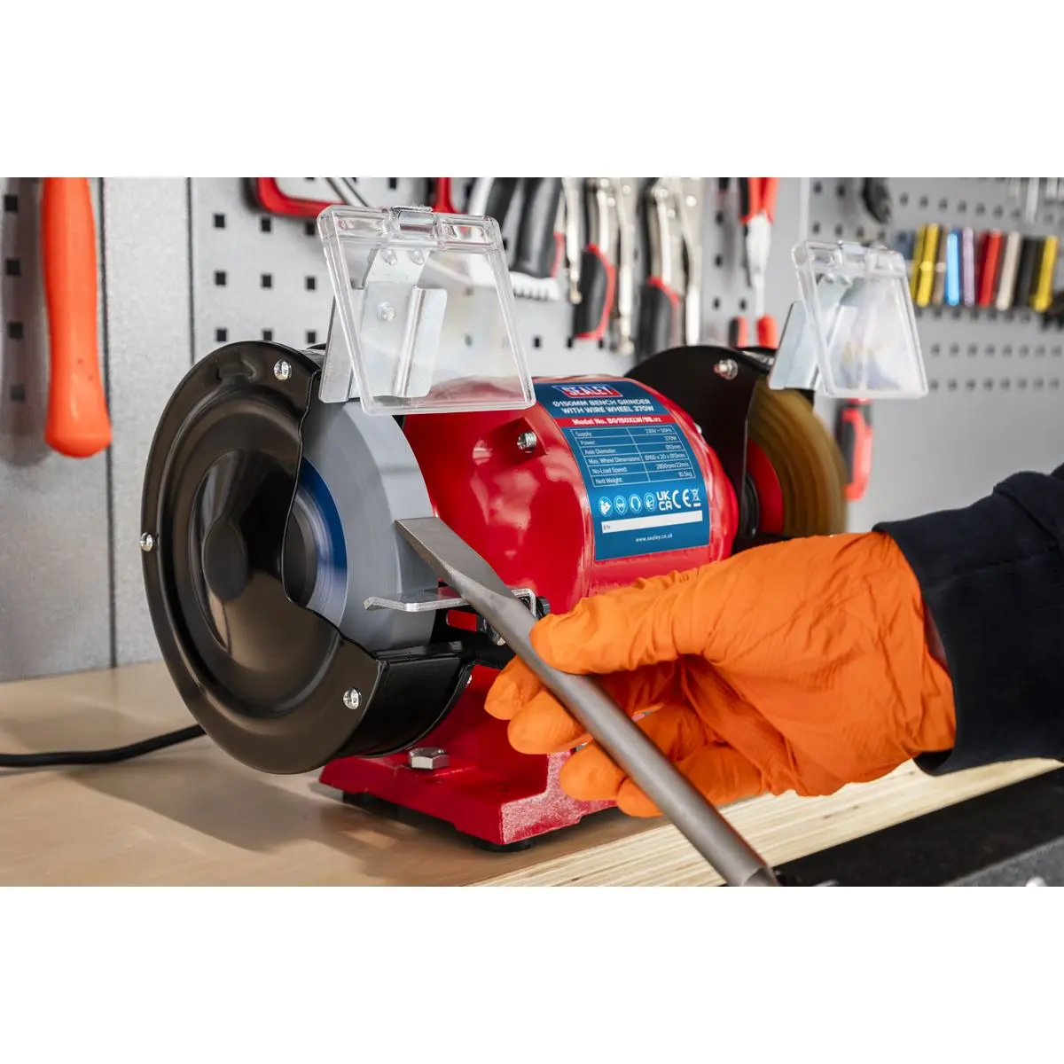 Sealey Bench Grinder Ø150mm with Wire Wheel 370W/230V - Image 4
