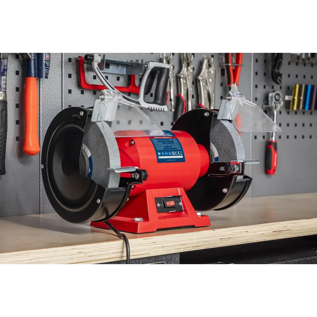 Sealey Bench Grinder 200mm Workshop Sharpening Grinding Coarse Fine 230V 600W - Image 7