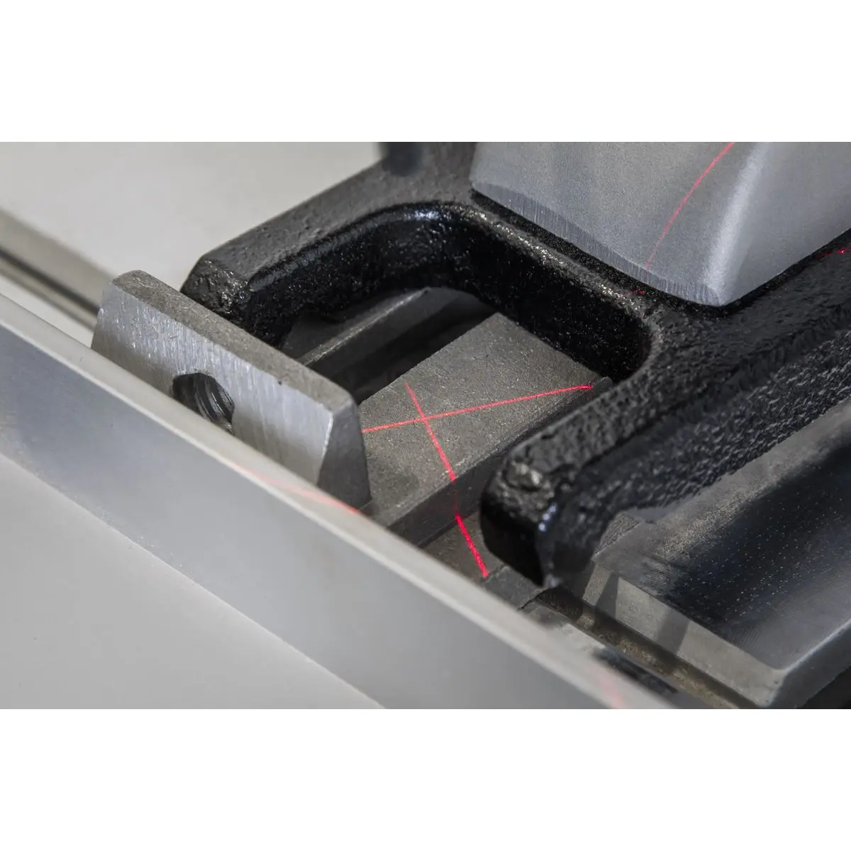 Sealey Bench Pillar Drill with Digital Display & Laser Guide 720W - Image 3