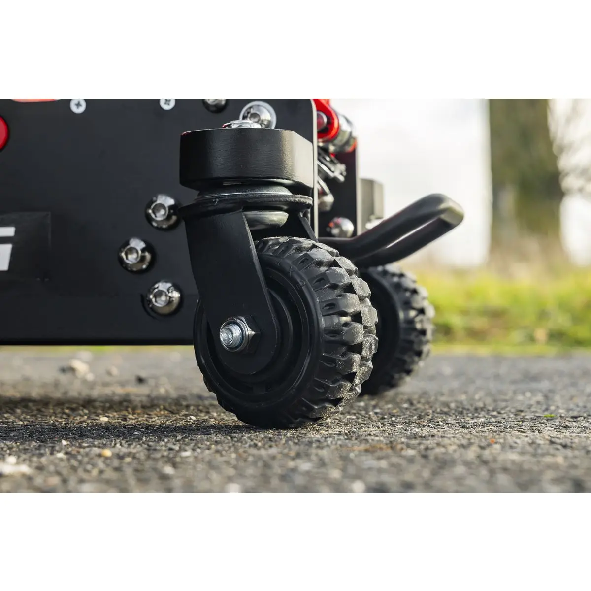 Sealey Big Wheel Hybrid Trolley Jack for Off-Road Vehicles, SUVs, Vans & 4x4s with Super Rocket Lift 2.5 Tonne - Image 13