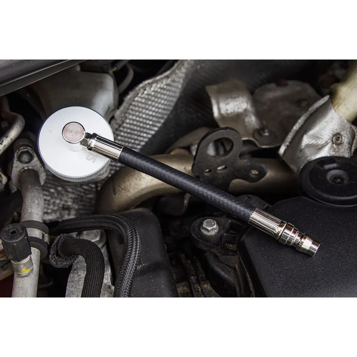 Sealey Brake Pressure Bleeder Cap Ø45mm - Connector With Hose 90° - Image 2