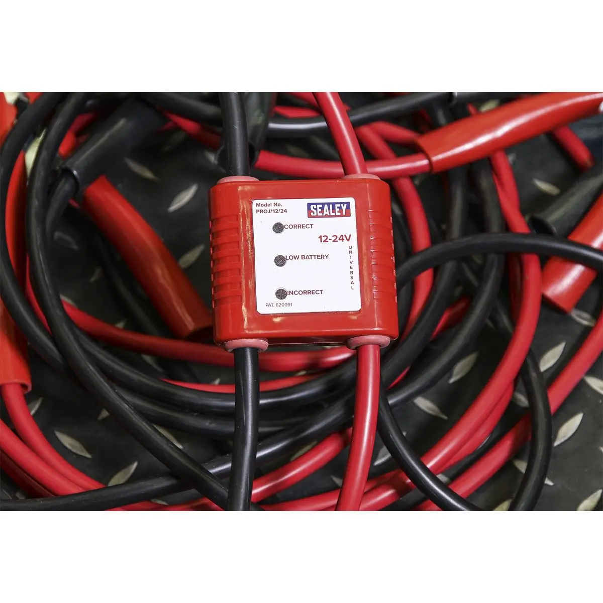 Sealey Booster Cables 7m 450A 25mm² with 12/24V Electronics Protection - Image 3