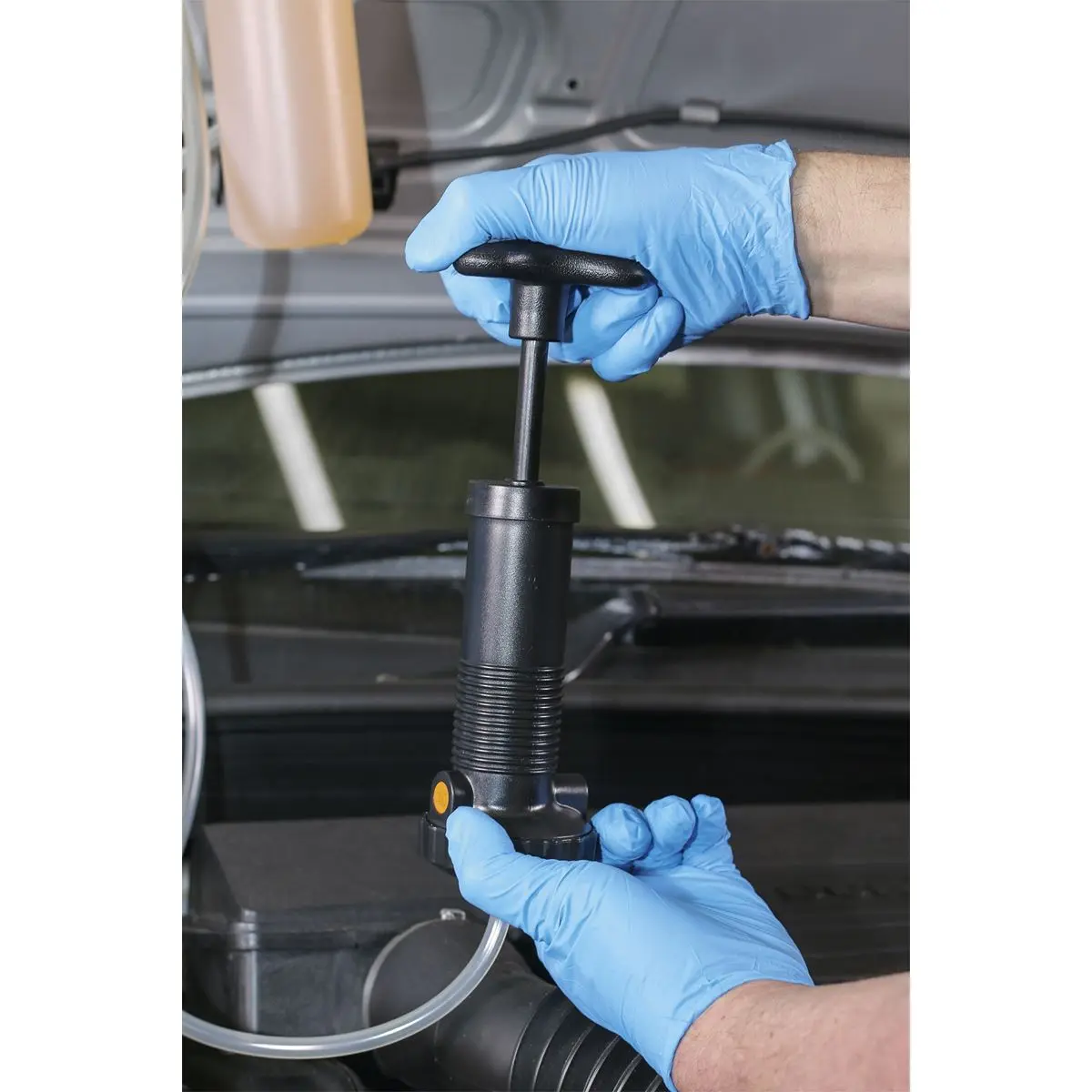 Sealey Brake & Clutch Bleeder - Image 4