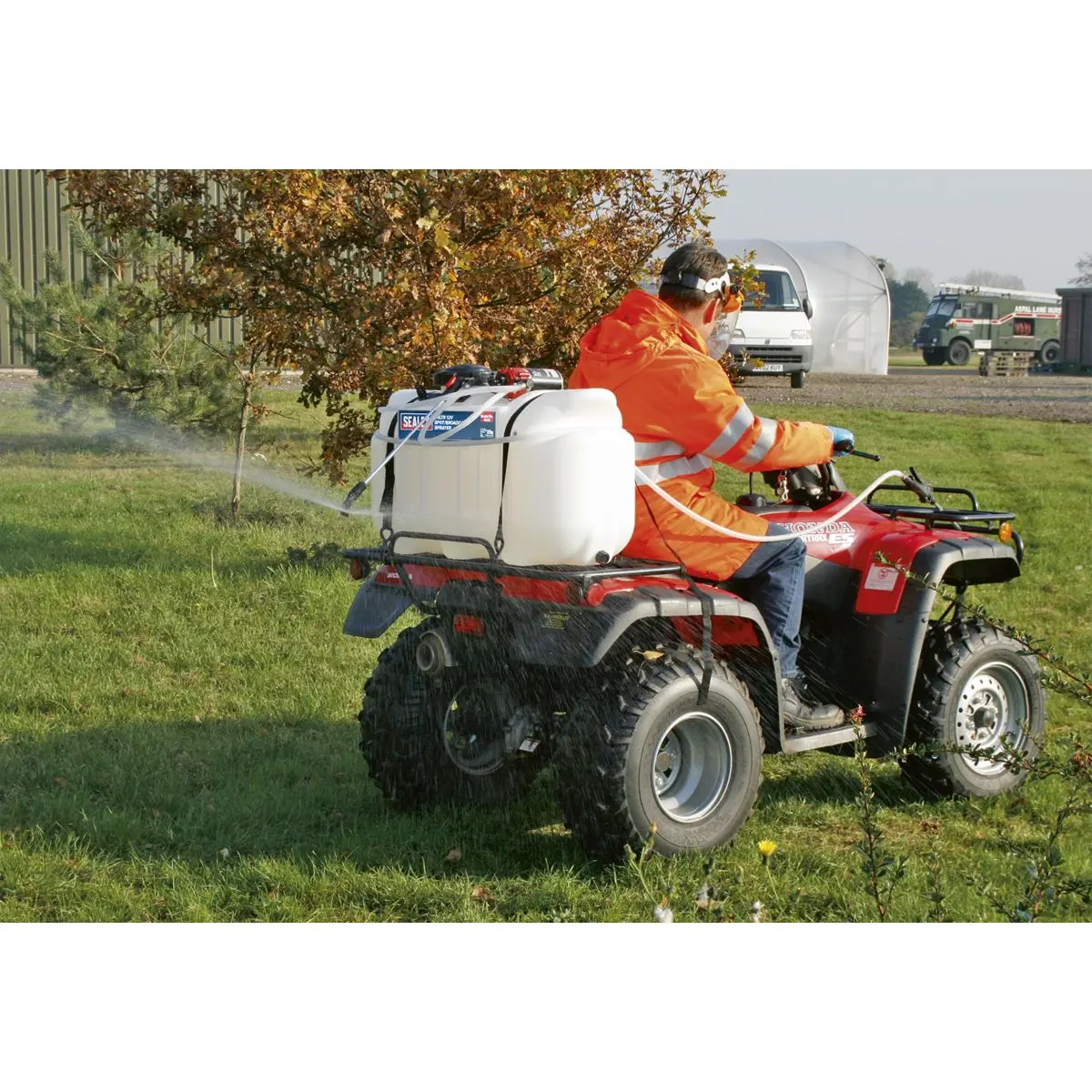 Sealey Broadcast/Spot Sprayer 98L 12V - Image 2