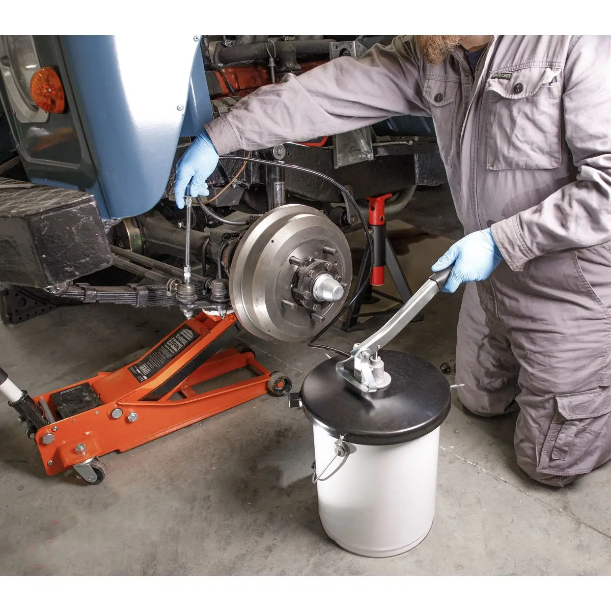 Sealey Bucket Greaser with Follower Plate 12.5kg Extra-Heavy-Duty - Image 7