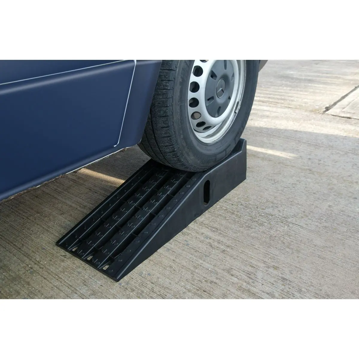 Sealey Car Ramps 1.5 Tonne Capacity per Ramp 3 Tonne Capacity per Pair - Image 3