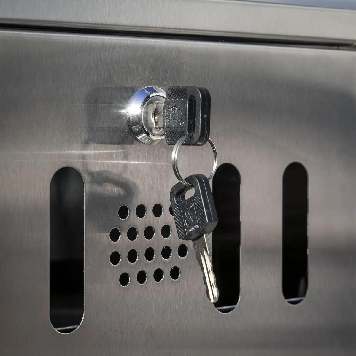 Sealey Cigarette Bin Wall-Mounting Stainless Steel - Image 7
