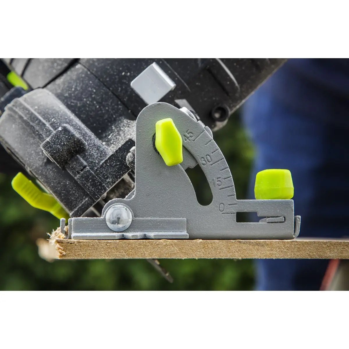 Sealey Cordless Circular Saw Ø85mm 10.8V SV10.8 Series - Body Only - Image 2