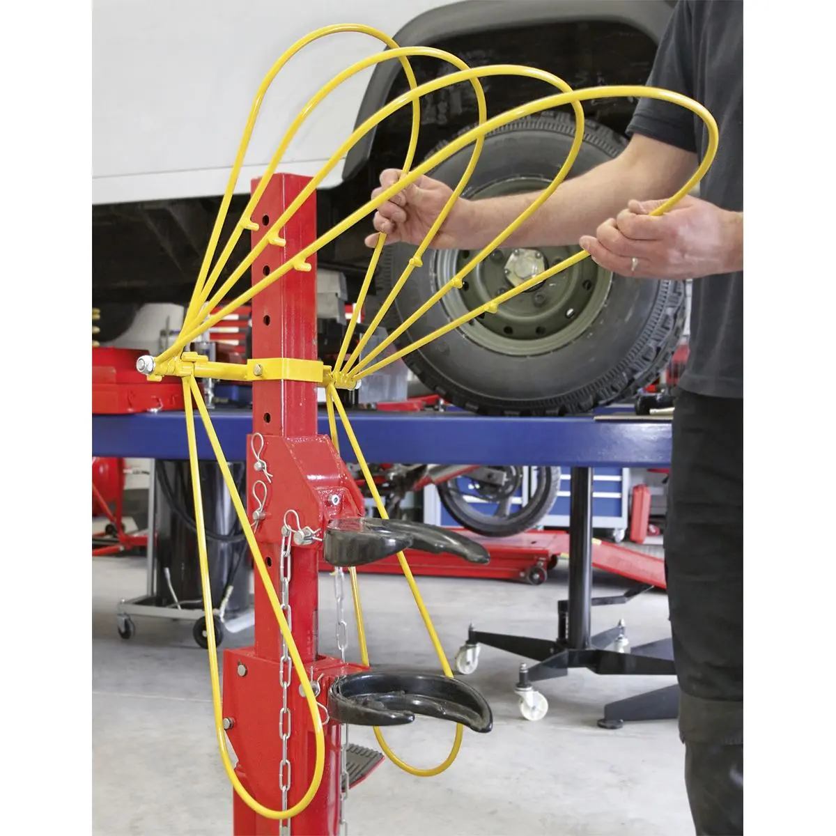 Sealey Coil Spring Compressor Restraint System - Image 2