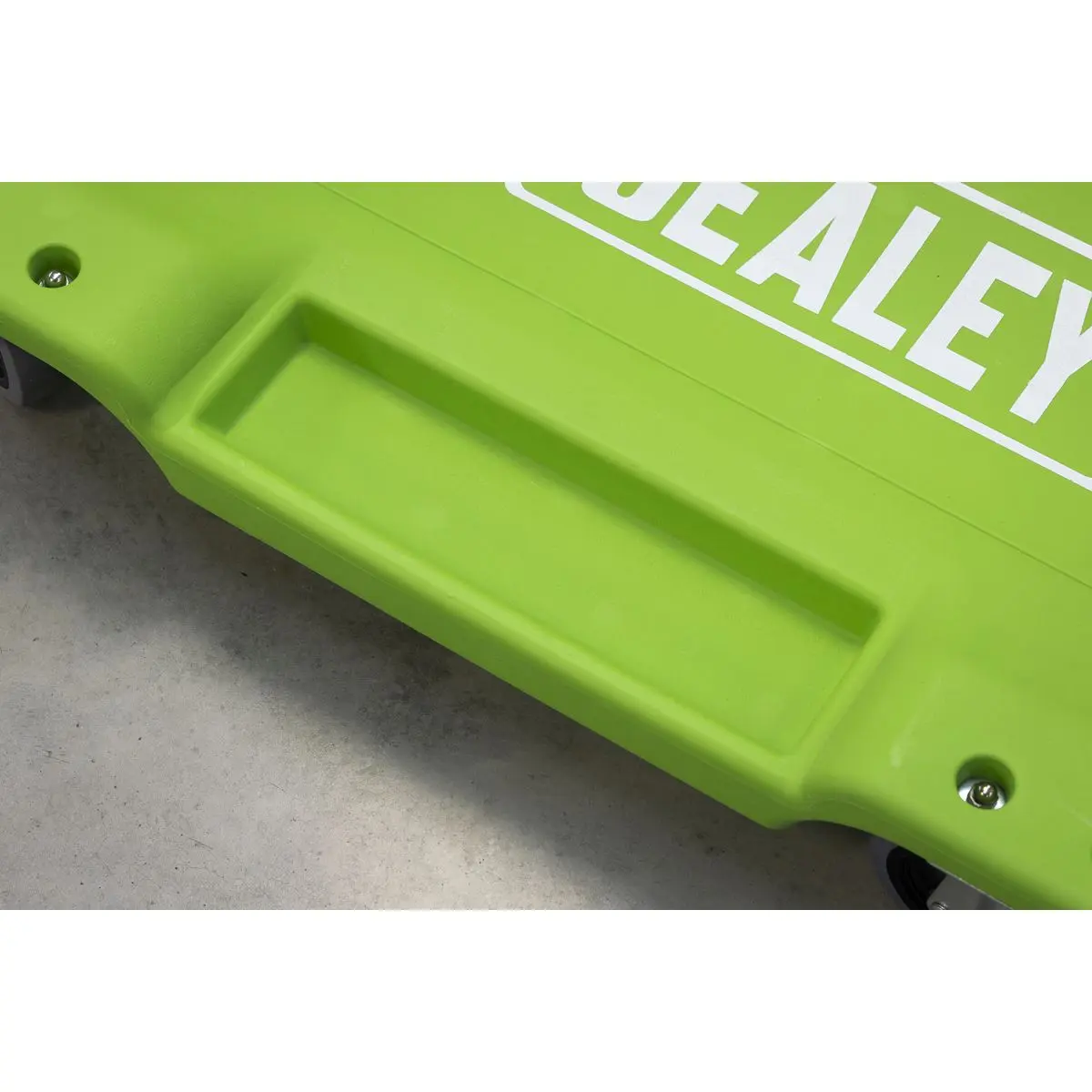 Sealey Composite Creeper with 6 Wheels - Hi-Vis Green - Image 5