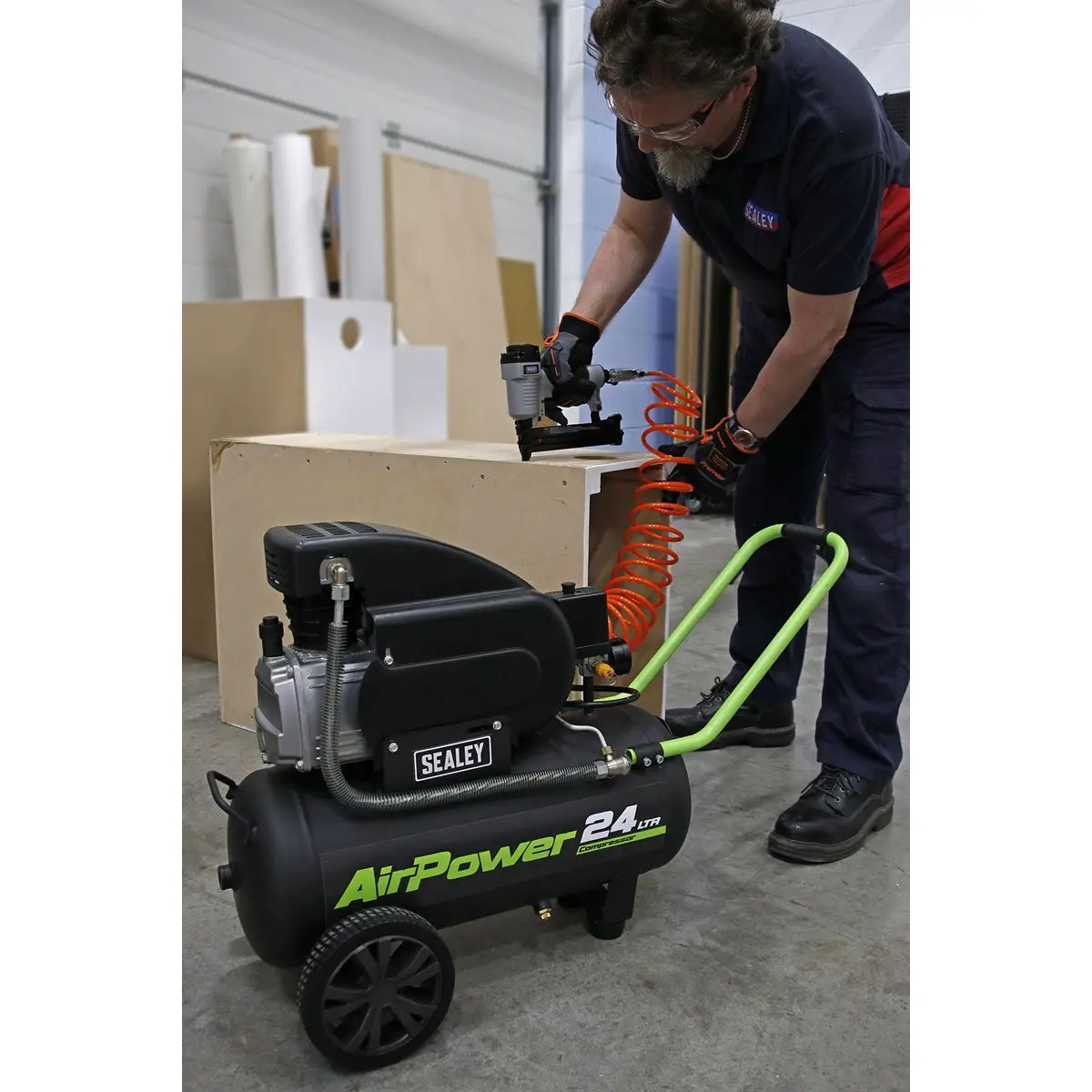 Sealey 24L Direct Drive Air Compressor 2hp - Image 4