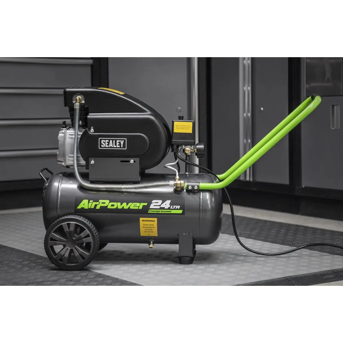 Sealey 24L Direct Drive Air Compressor 2hp with 4pc Air Accessory Kit - Image 8