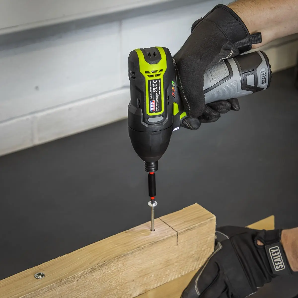 Sealey Cordless Impact Driver 1/4"Hex Drive 10.8V SV10.8 Series - Body Only - Image 9