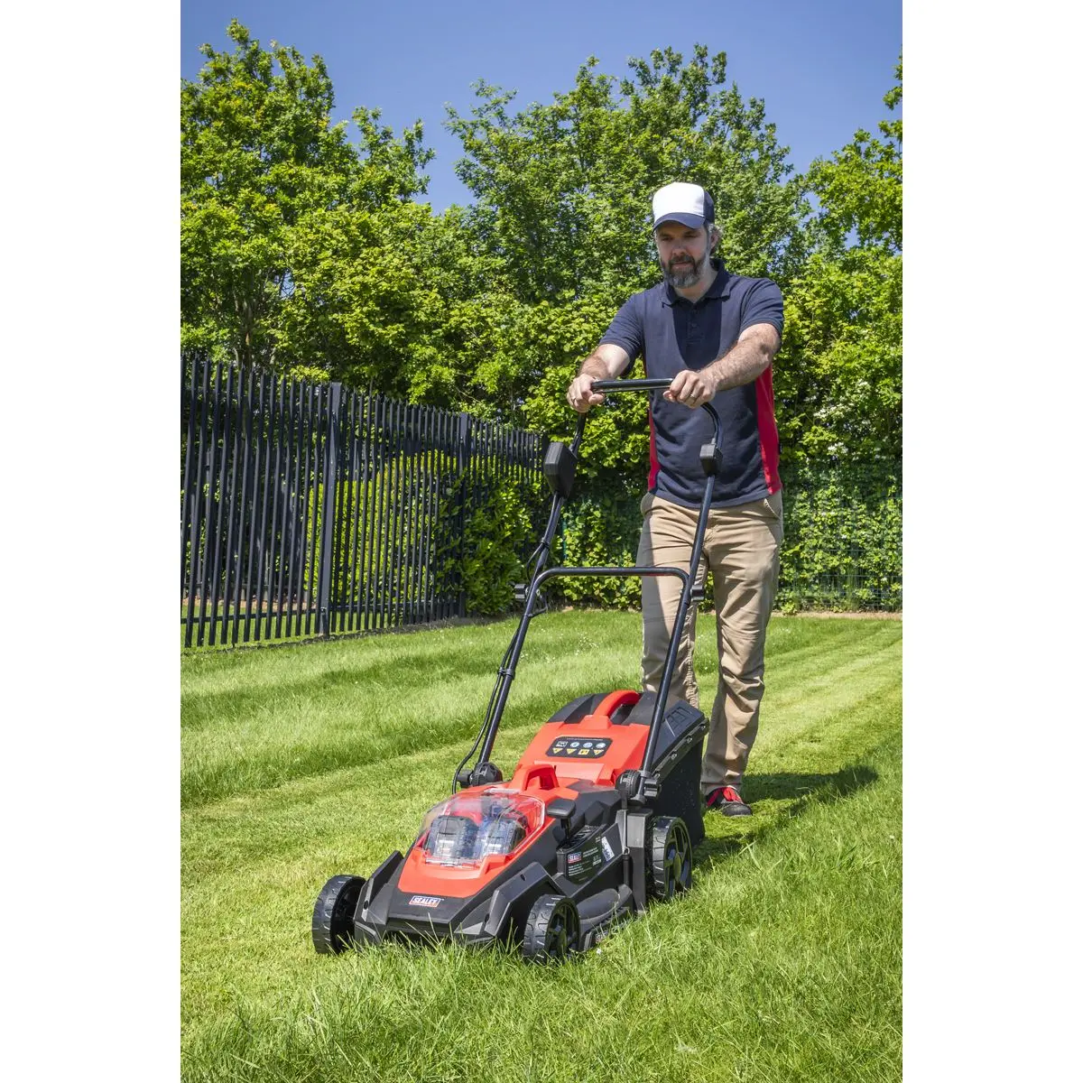 Sealey Cordless Lawn Mower Kit 40V 4Ah SV20 Series 40cm - Image 8