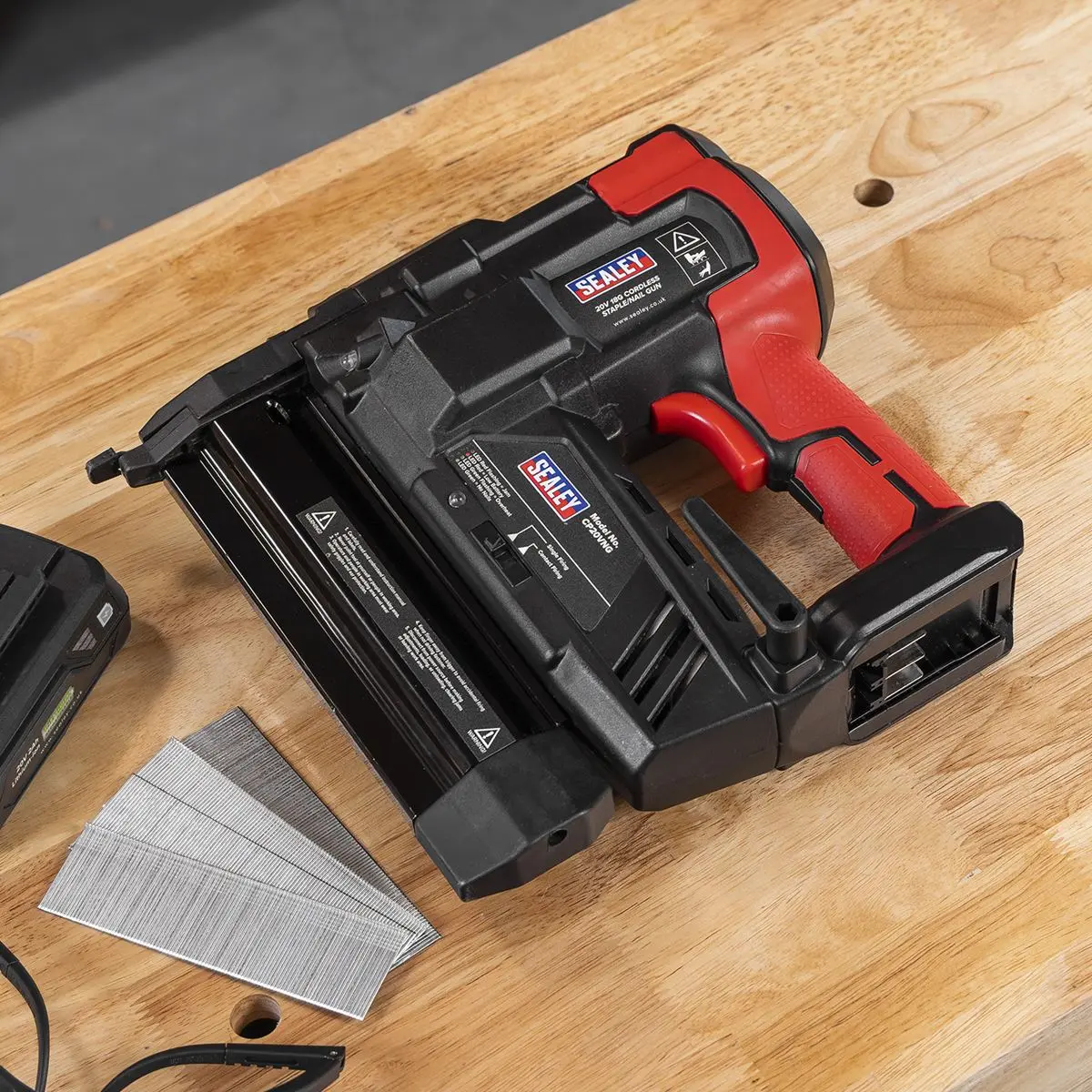 Sealey SV20 Series 18G Cordless Nail/Staple Gun 20V - Body Only - Image 13
